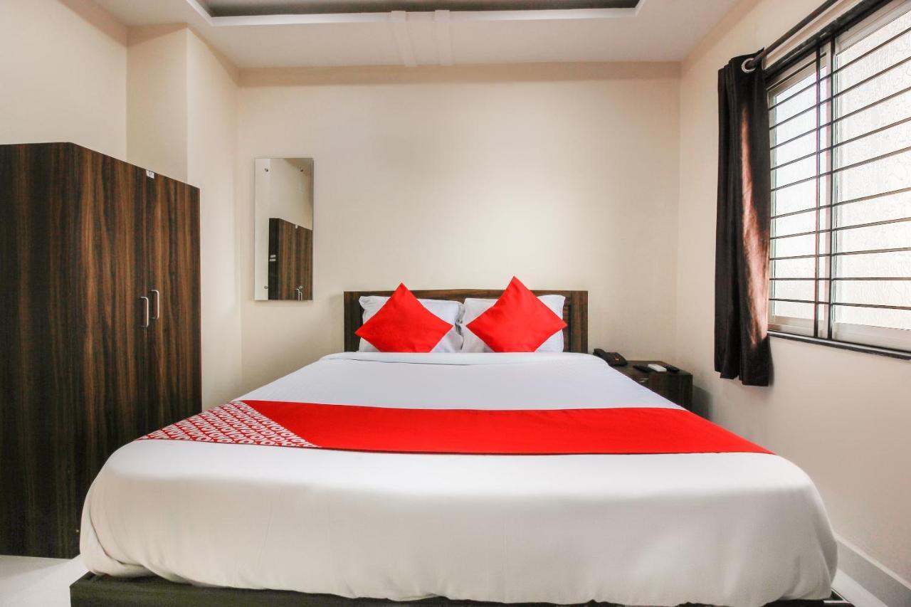 Oyo 66942 Venus Residency Otel Lalaguda Dış mekan fotoğraf