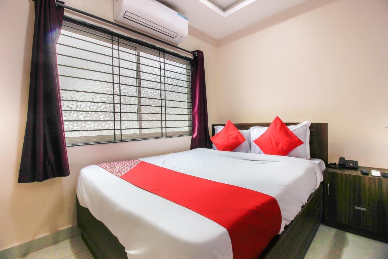 Oyo 66942 Venus Residency Otel Lalaguda Dış mekan fotoğraf