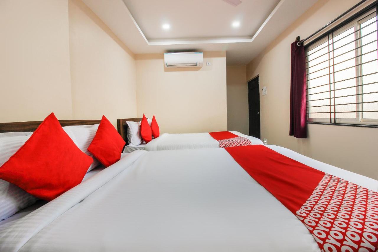 Oyo 66942 Venus Residency Otel Lalaguda Dış mekan fotoğraf