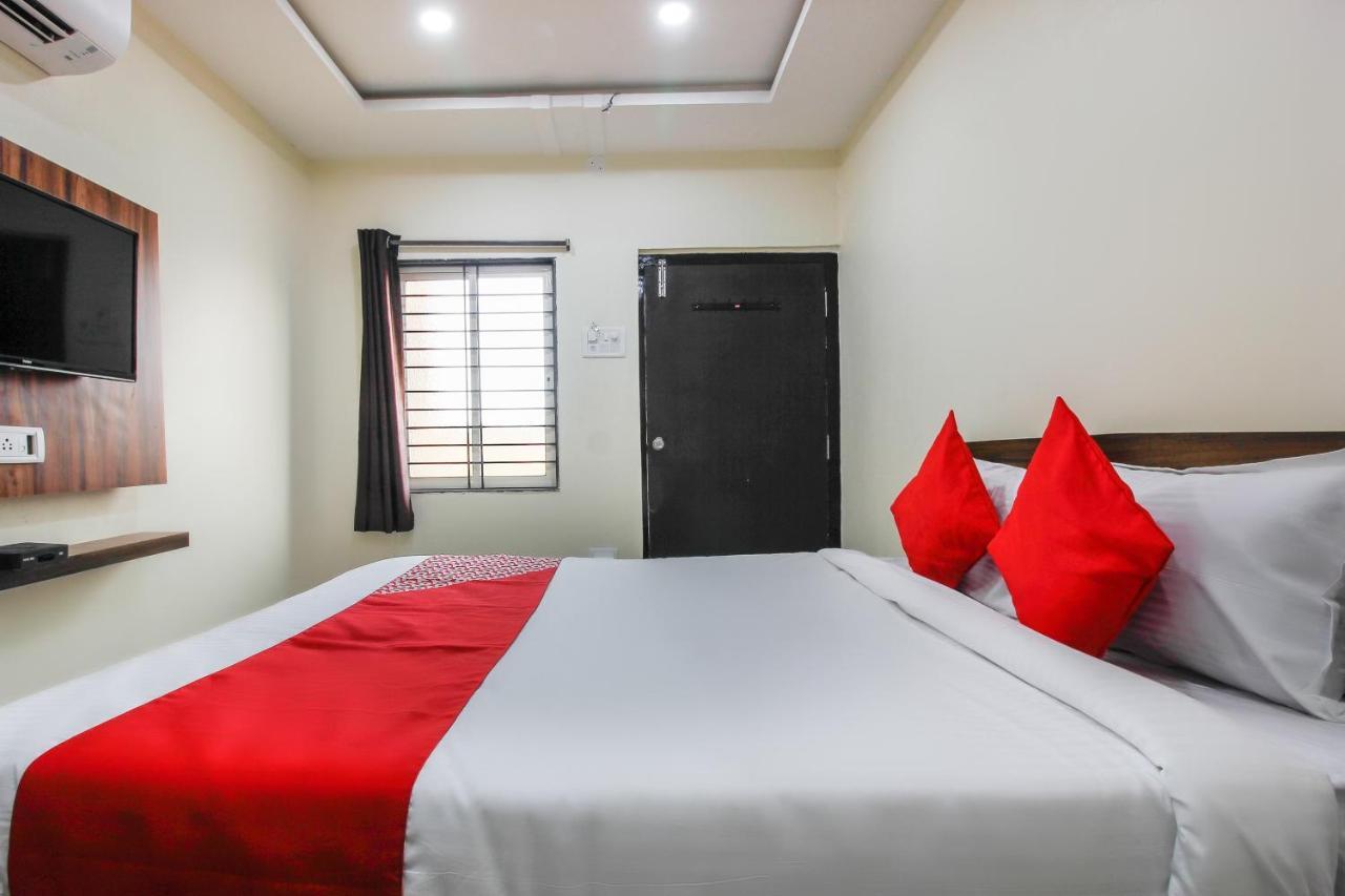 Oyo 66942 Venus Residency Otel Lalaguda Dış mekan fotoğraf
